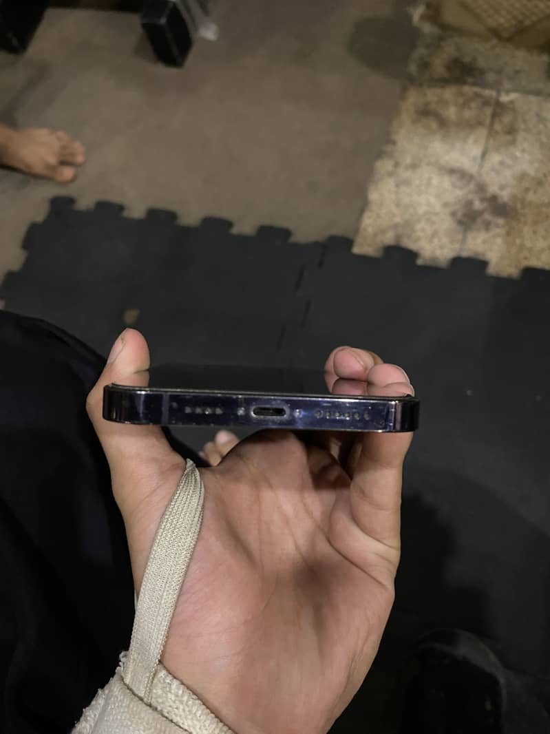 Apple iPhone 14 Pro Max 5