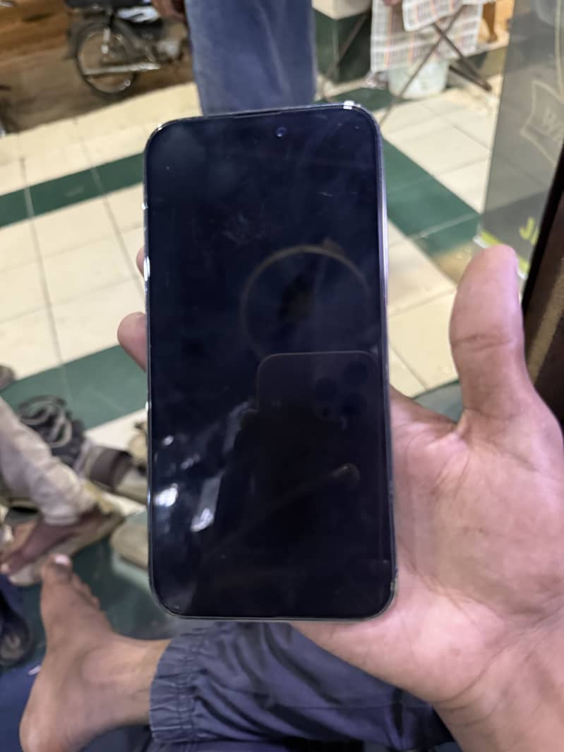 Apple iPhone 14 Pro Max 5