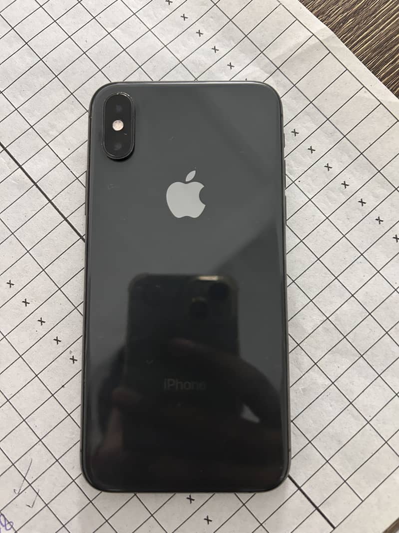 Apple iPhone Xs 0