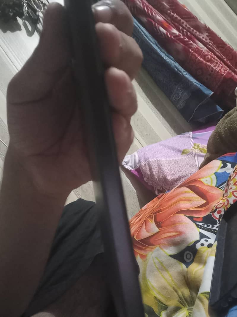Realme C30s 4