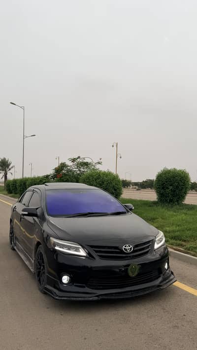 Corolla 2012 back lights and front nikeyy lights