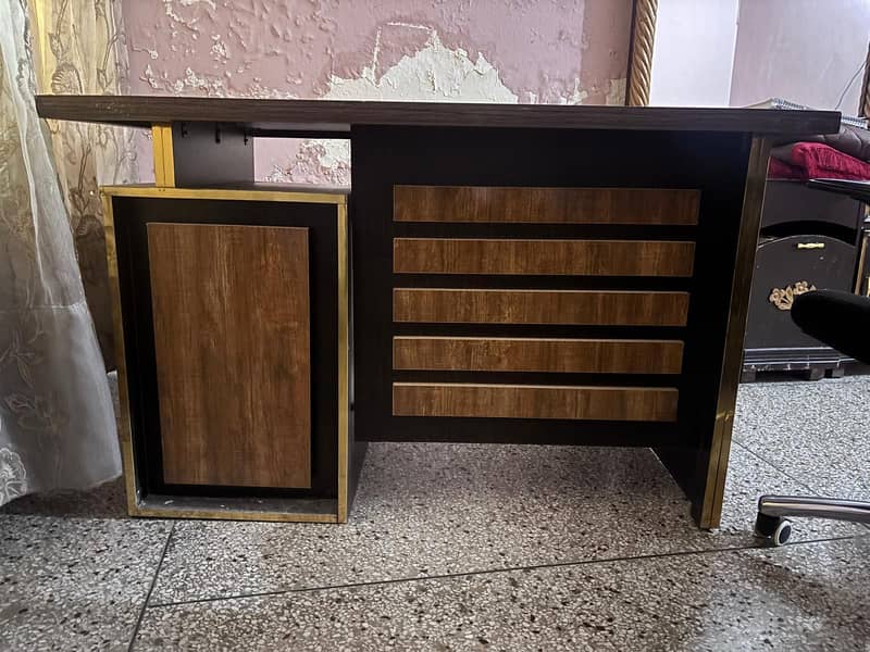 Office/study table 2