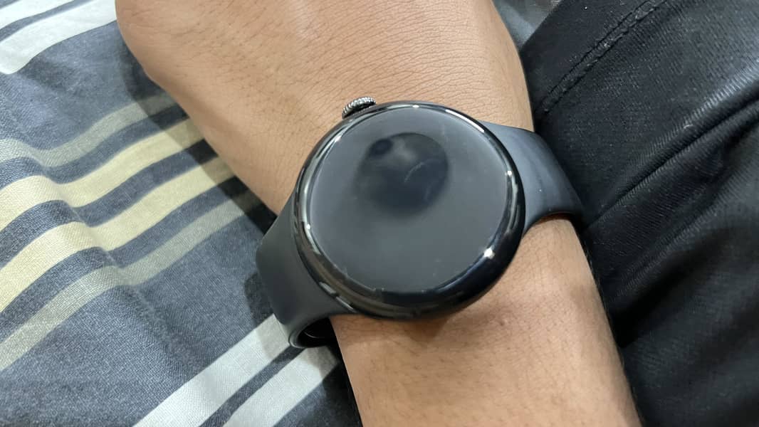 Google pixel watch 2 4