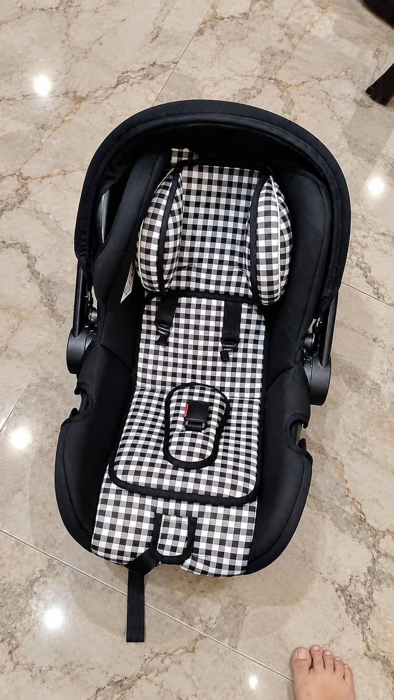 carrycot 2