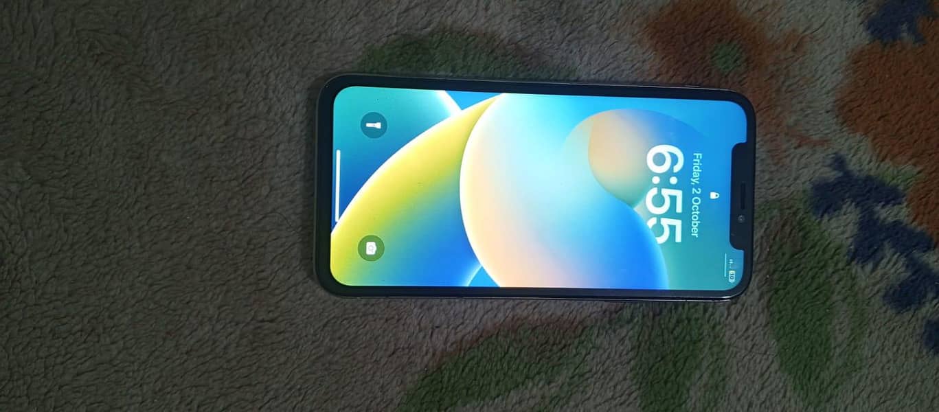 Apple iPhone X 3
