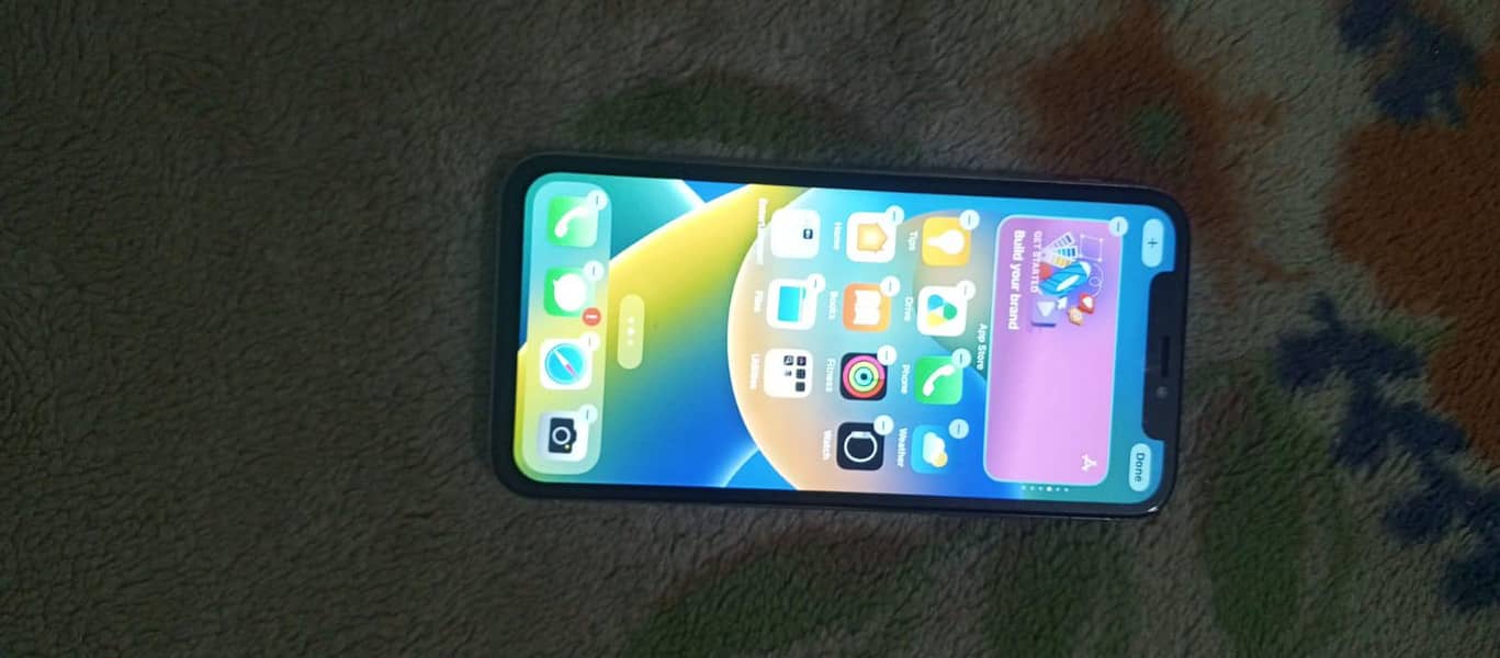 Apple iPhone X 5