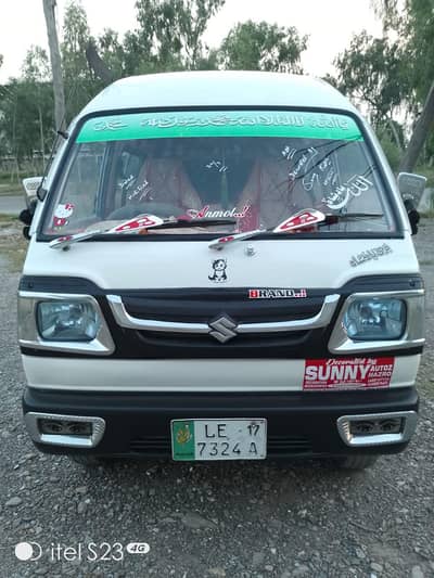 Suzuki Bolan 2017 no Lahore Total genun only 15% touching Non accidnt