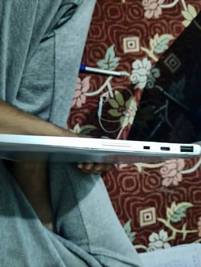 Ho Chrome Book X360 (TPN-Q227) Panel break