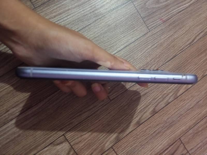 Apple iPhone 11 1