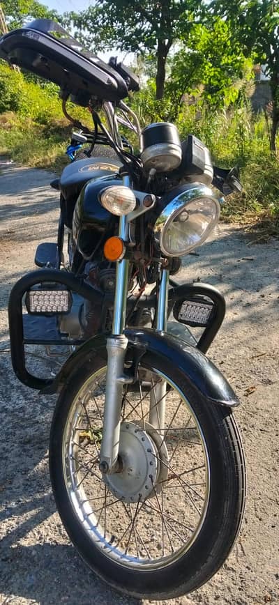 Suzuki 150CC