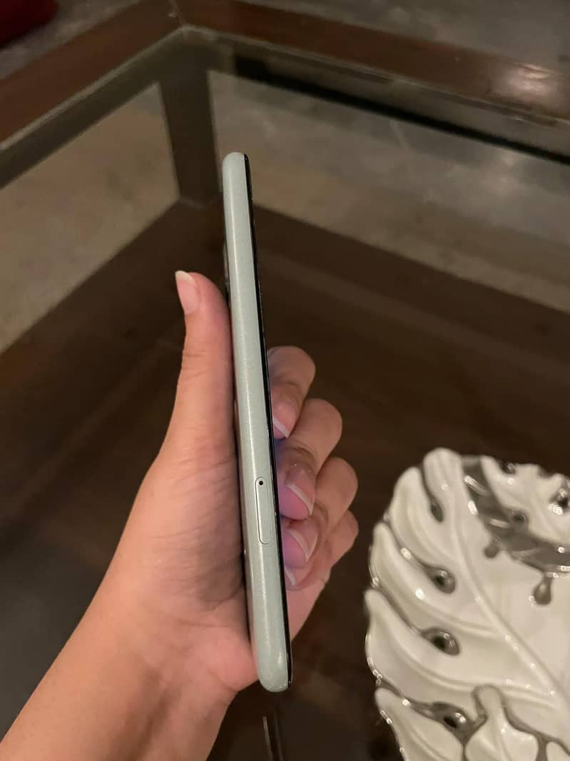 Google Pixel 5 2