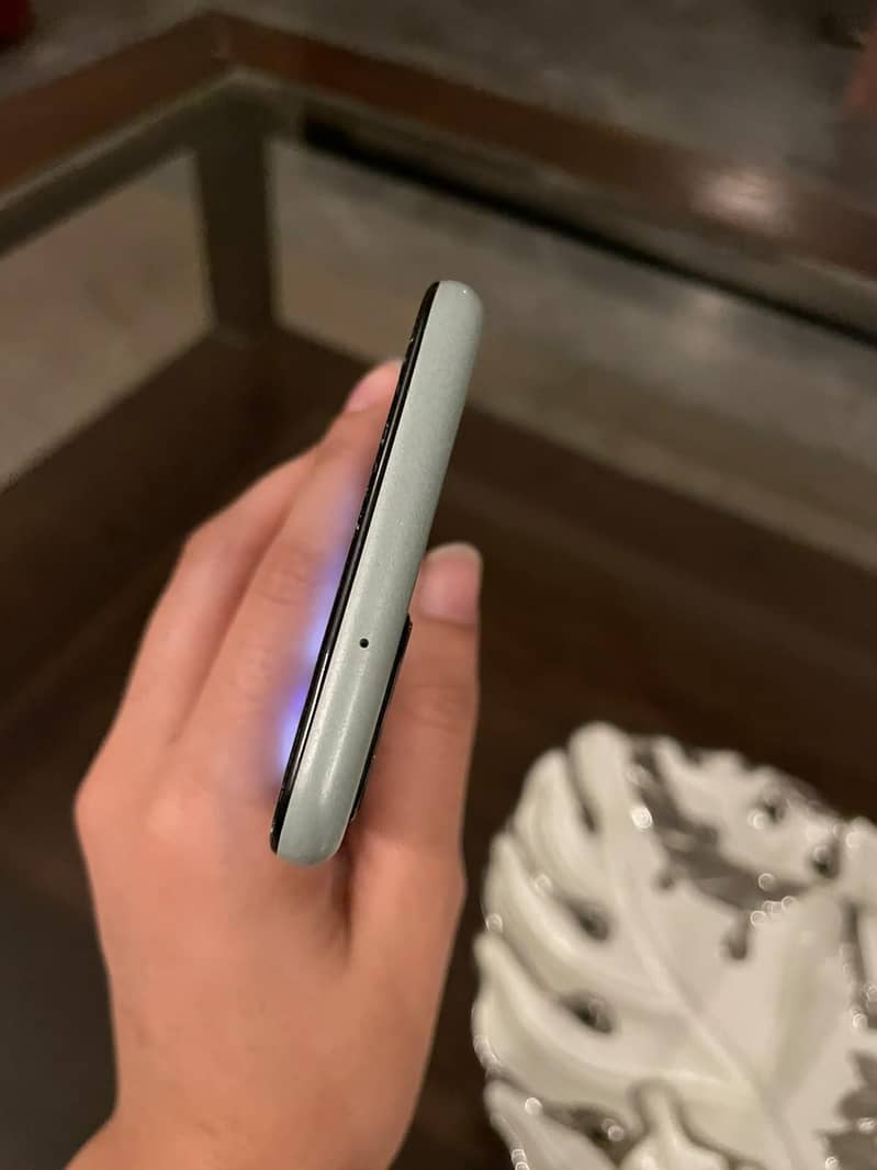 Google Pixel 5 3