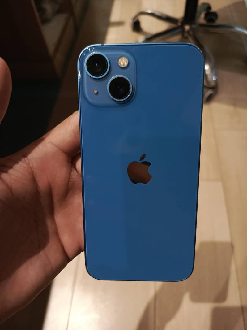 Apple iPhone 13 2