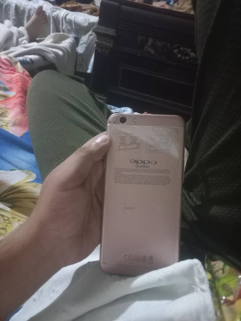 OPPO A57 4