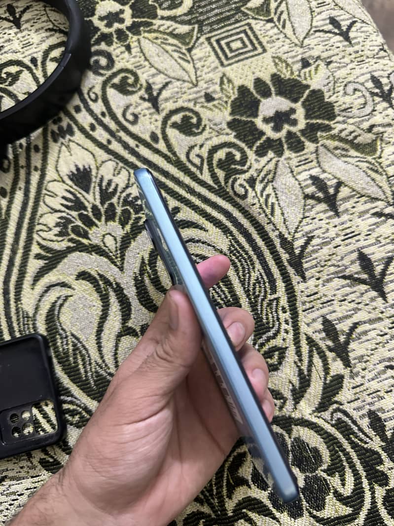Xiaomi Redmi Note 11 Pro 4