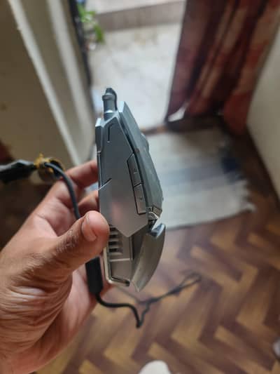 gaming mouse