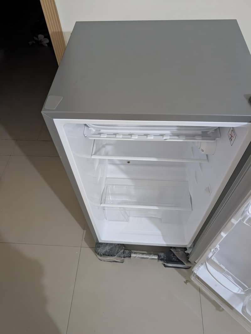 mini refrigerator 2
