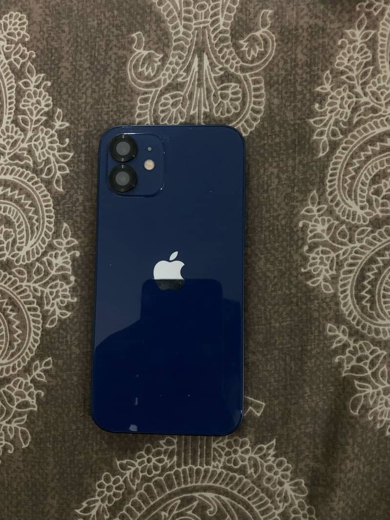 Apple iPhone 12 3