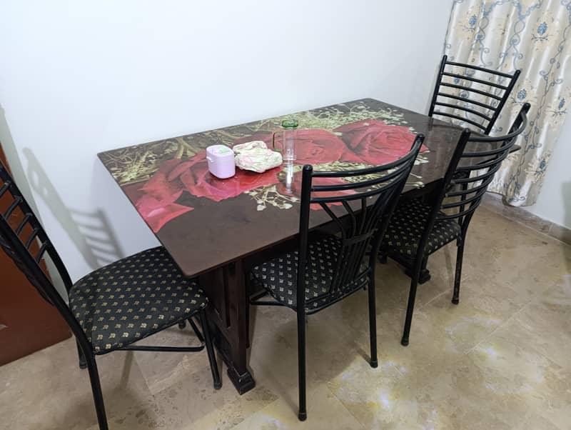 Dining table with 6 chairs 3