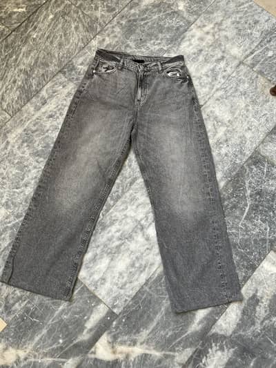 5 Baggy Jeans for Sale | Men’s Loose Fit Denim | Gen Z Streetwear