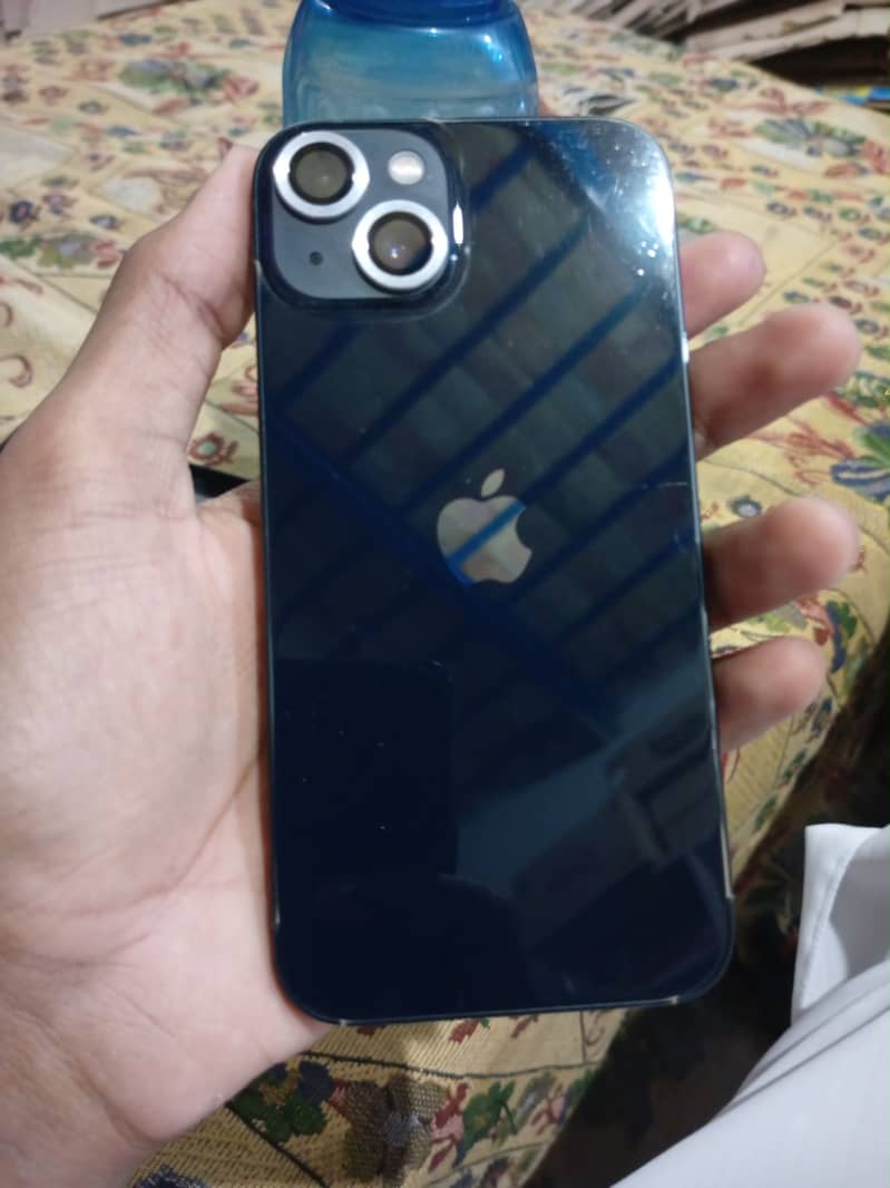 Apple iPhone 13 9
