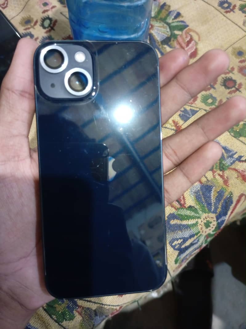 Apple iPhone 13 10