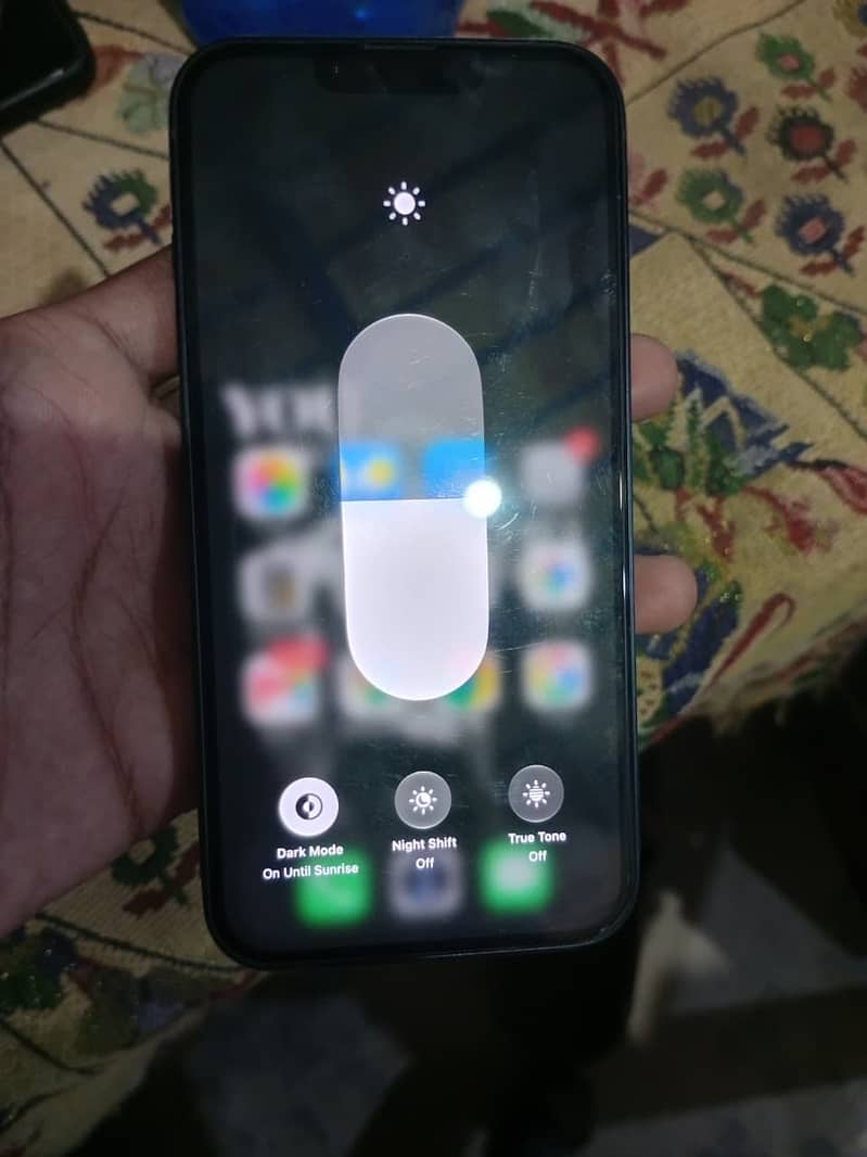 Apple iPhone 13 11