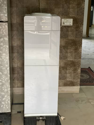 Water dispenser