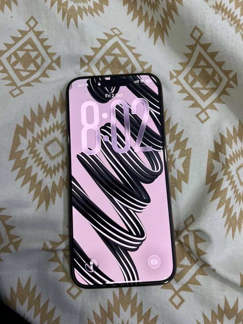 Apple iPhone 16 Pro Max 3