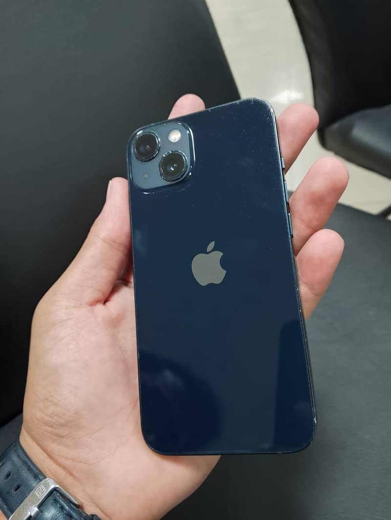 Apple iPhone 13 1
