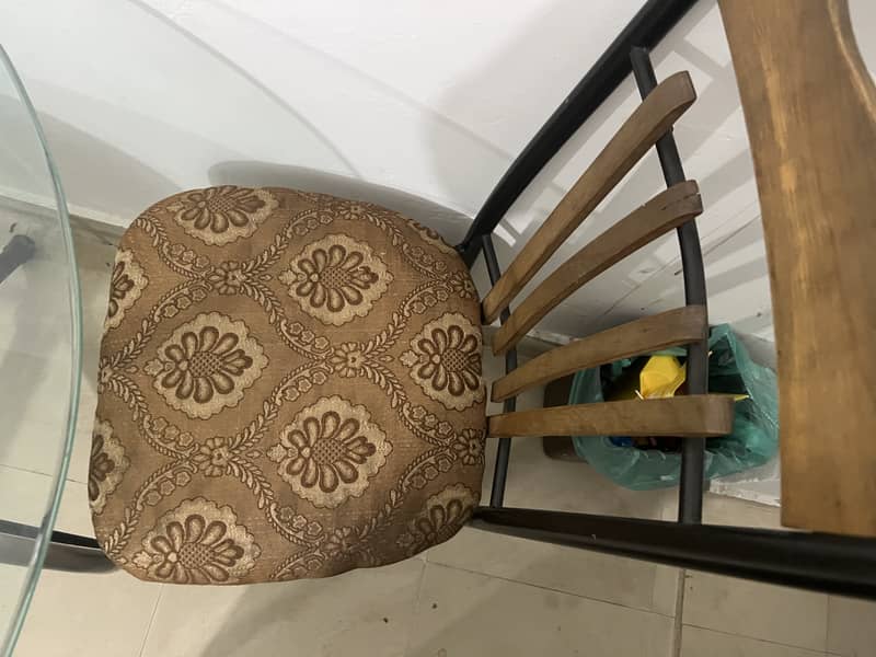 Dinning table with 6 chairs 4