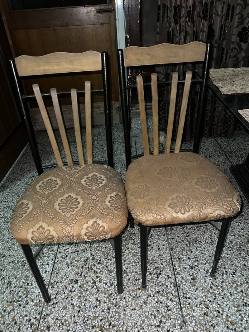 Dinning table with 6 chairs 11