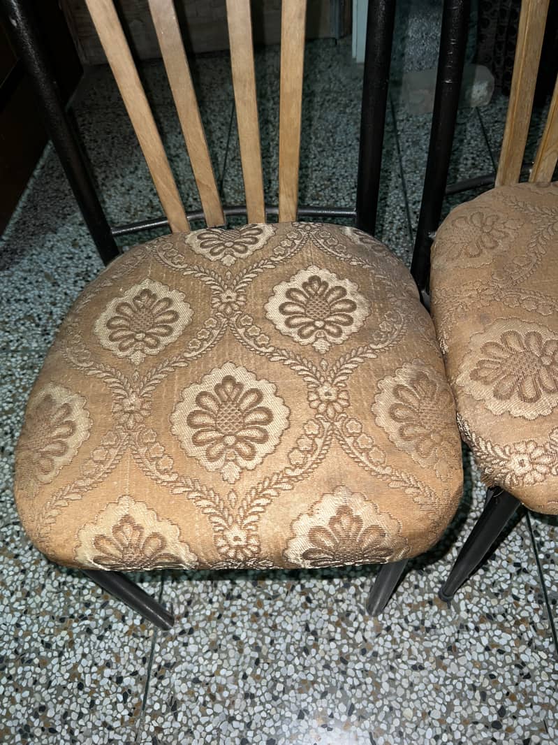 Dinning table with 6 chairs 12