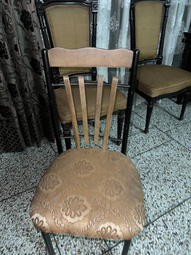 Dinning table with 6 chairs 13