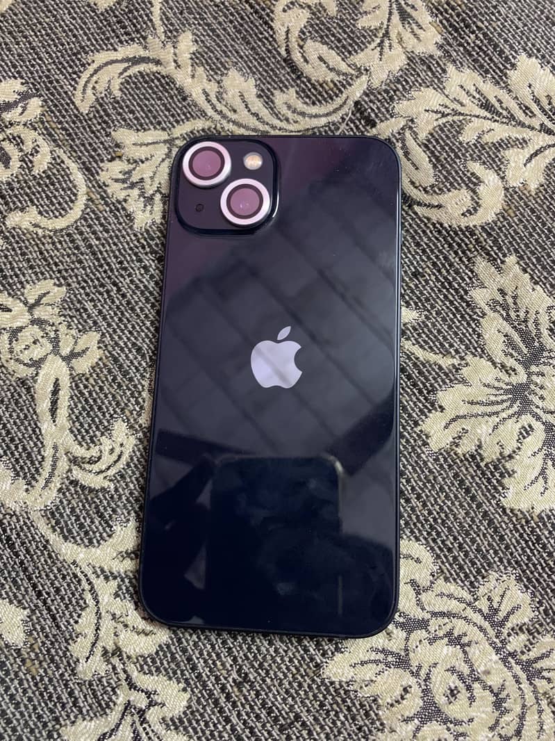 Apple iPhone 13 2