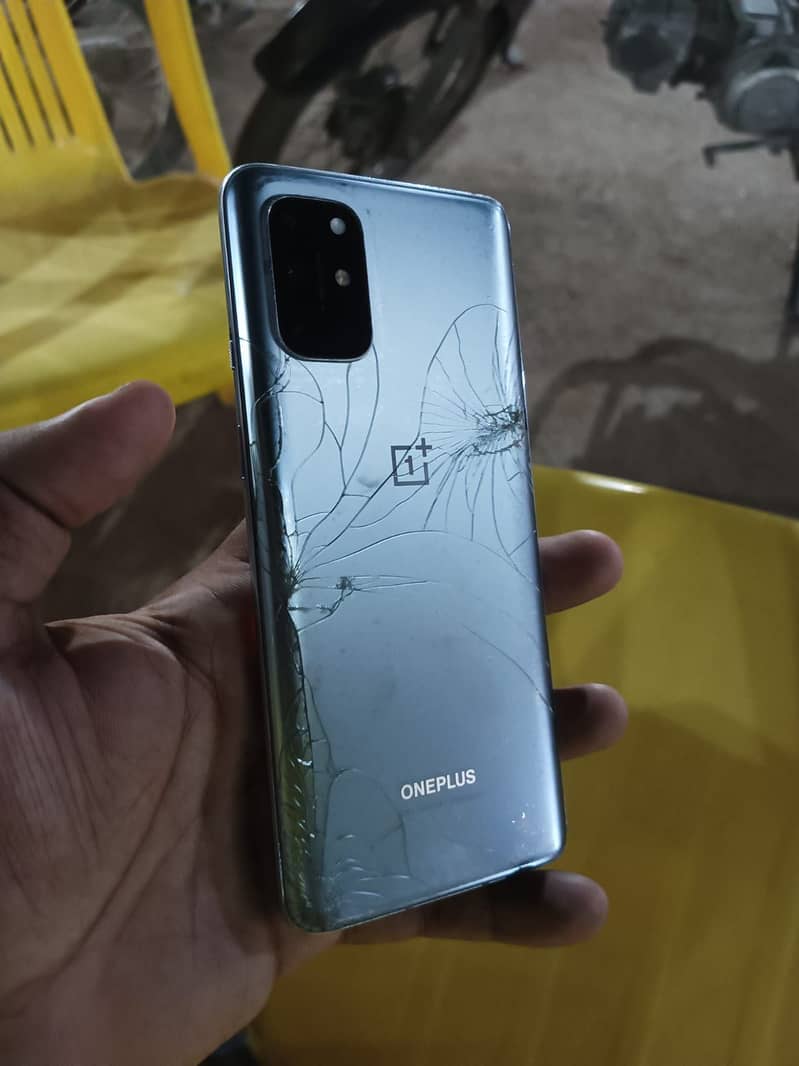 One Plus 8T 1