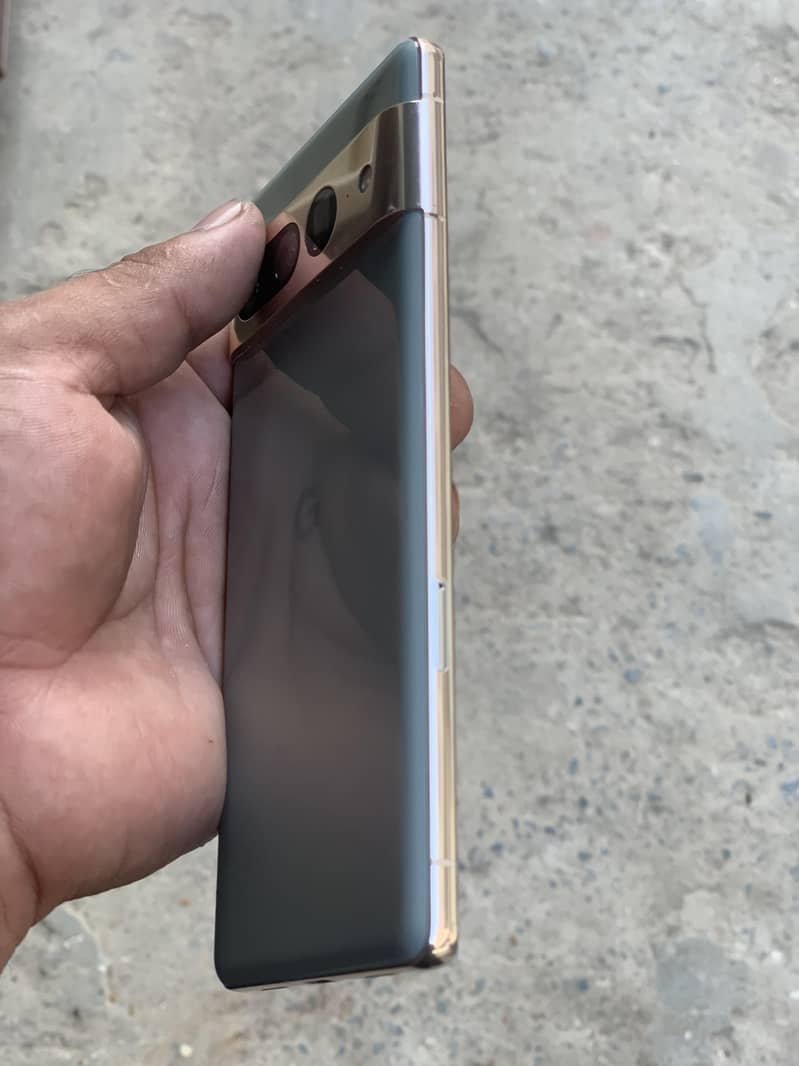 Google Pixel 7 Pro 2