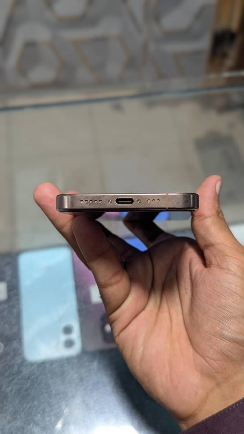 Mobile 4