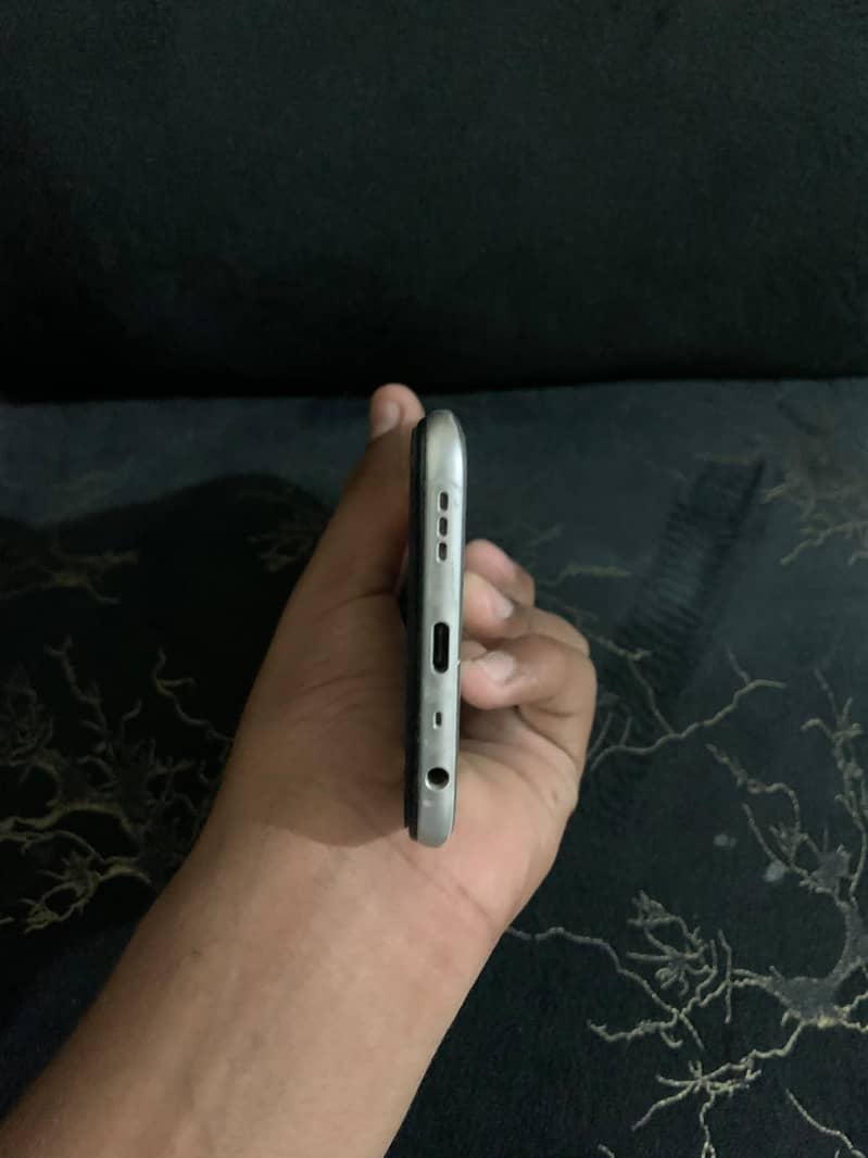 OPPO A16 1
