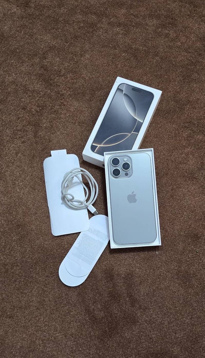 Apple iPhone 16 Pro Max 5