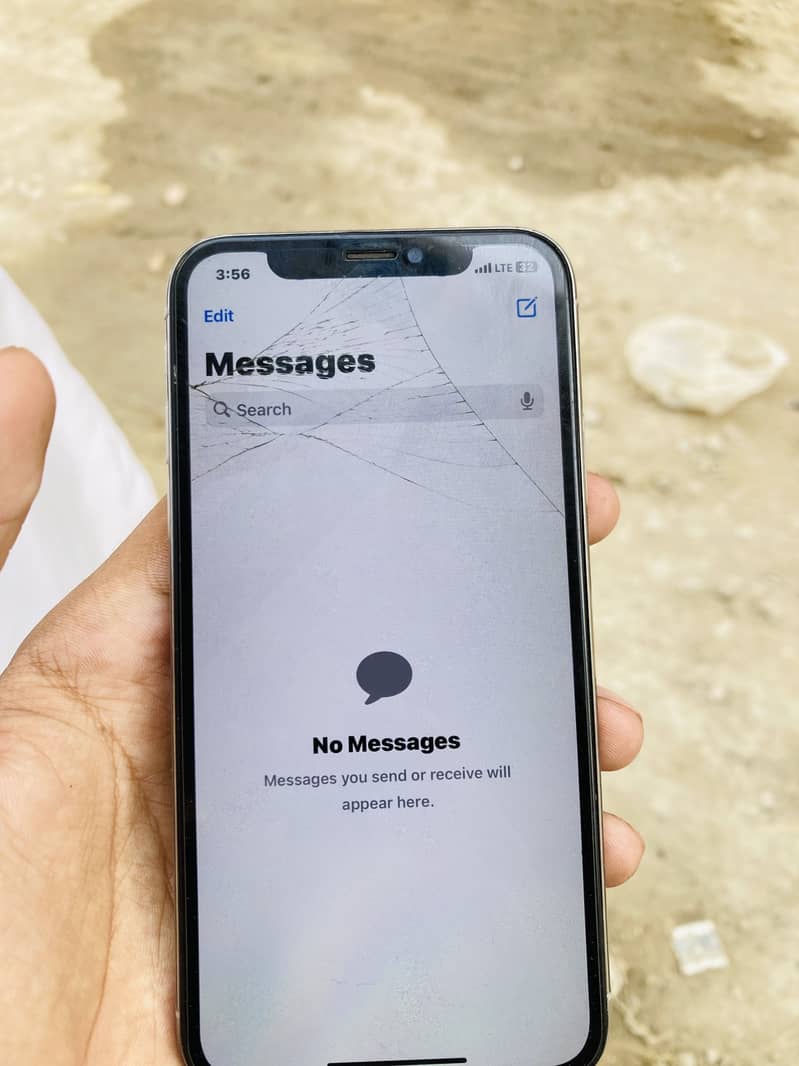 Apple iPhone X 3