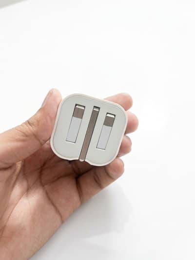 iPhone new charger with excellent backup. Original charger 20W