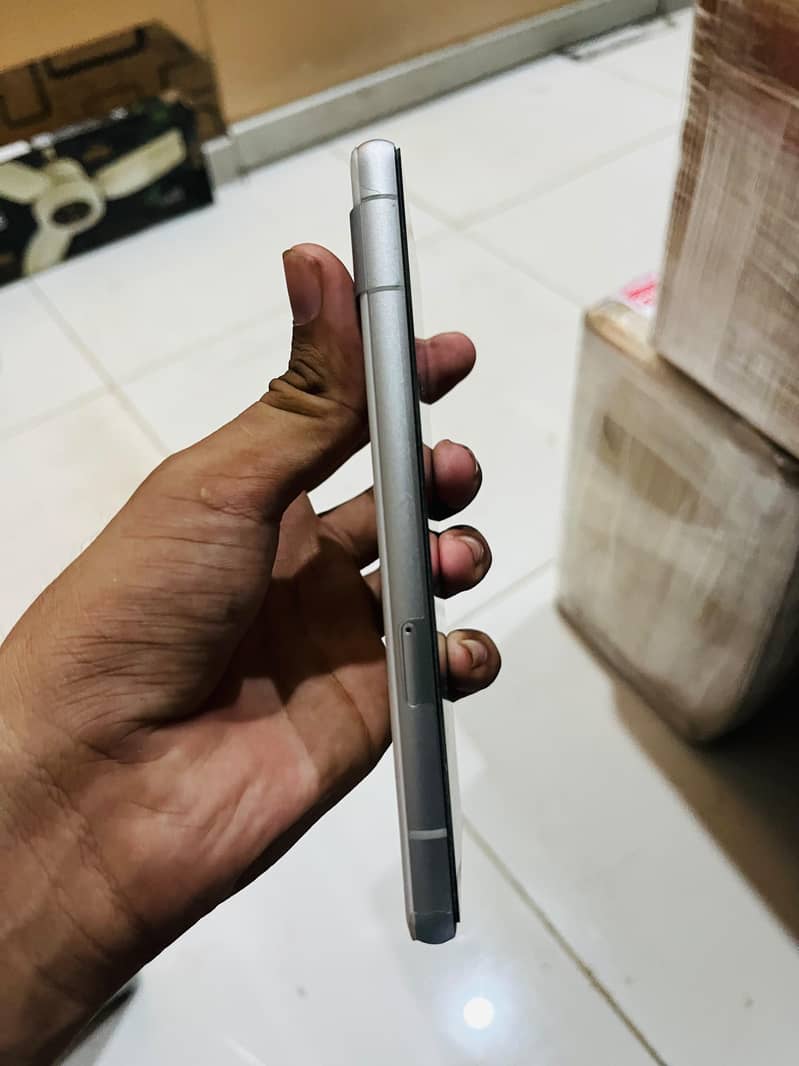 Google Pixel 7a 1
