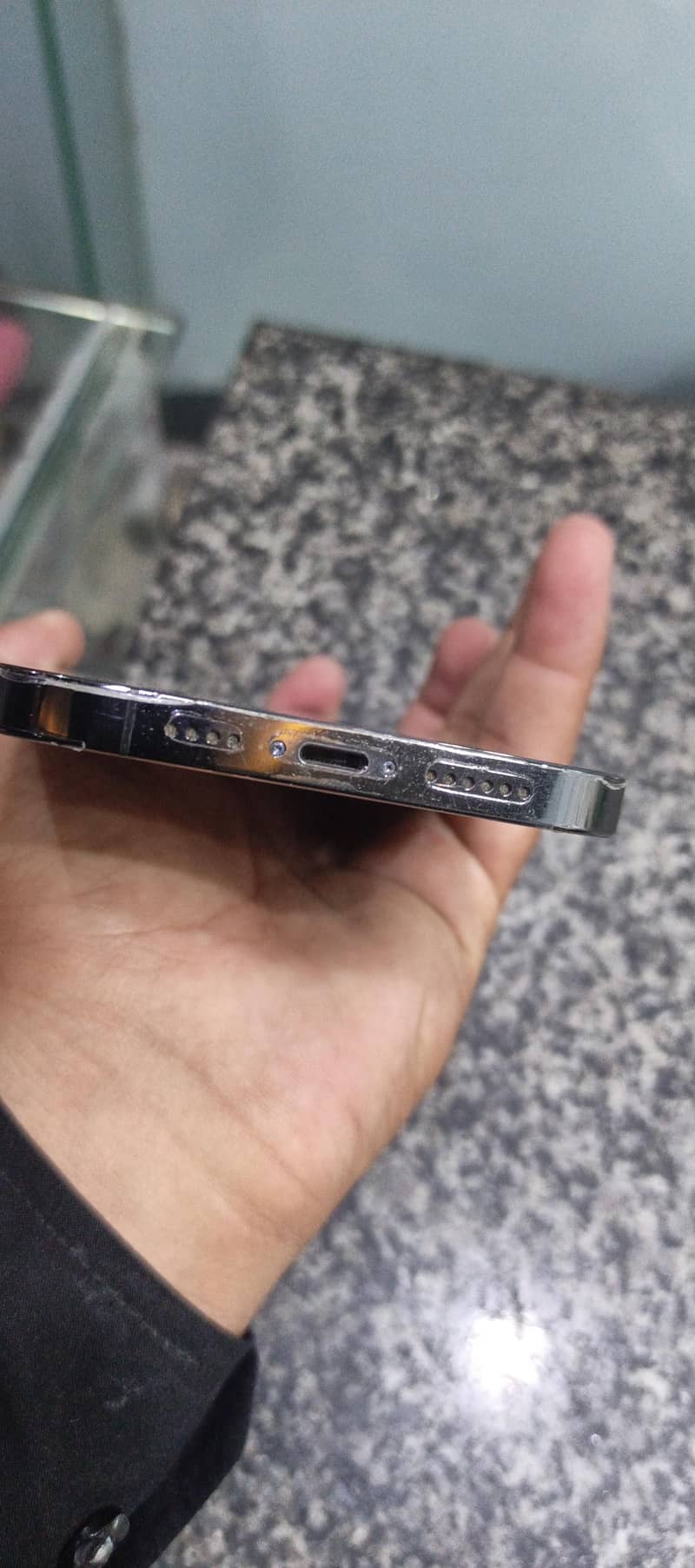 Apple iPhone 13 Pro Max 4
