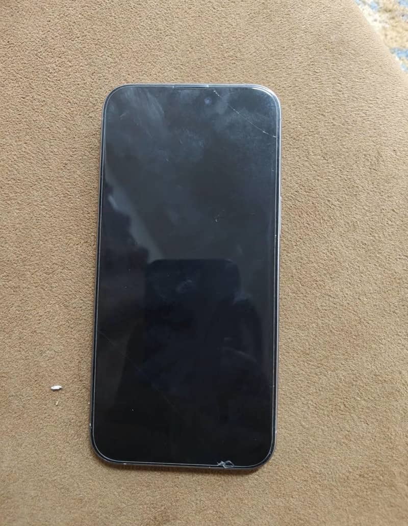 Apple iPhone 15 Pro Max 5