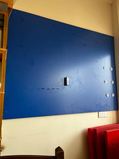 Shop Furniture Wooden & Metal Racks, Counter Display Board