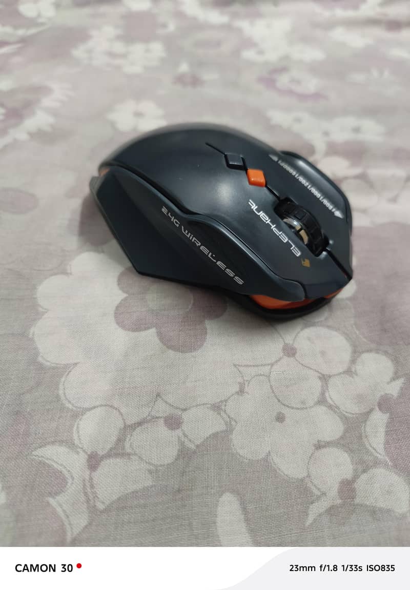 Elephant Wireless Mouse 1