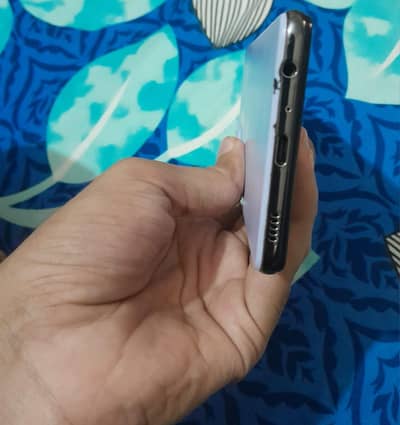 Samsung Mobile A72