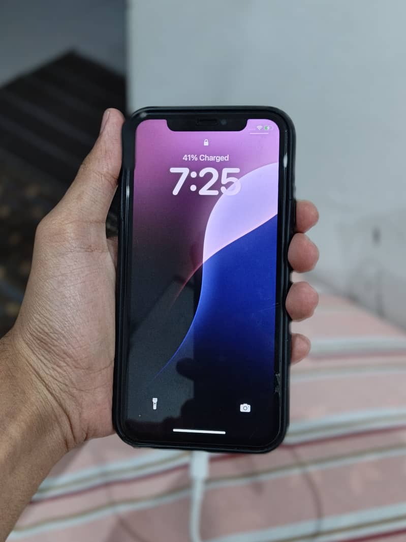 Apple iPhone XR 6