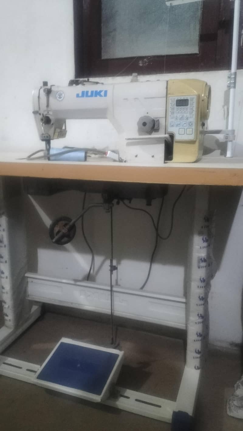 Sewing Machine JUKI 4